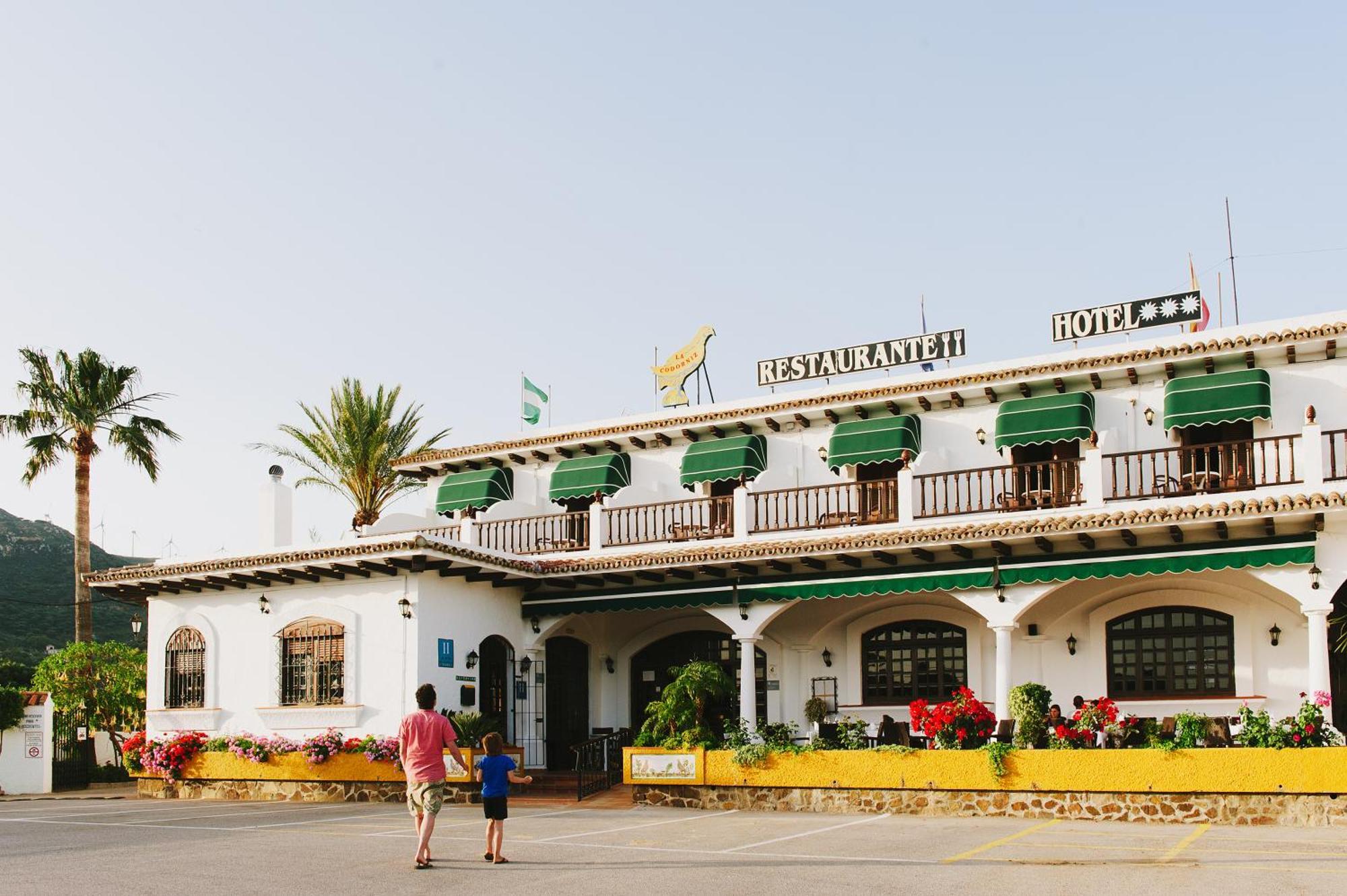 La Codorniz Hotel Тарифа Екстериор снимка