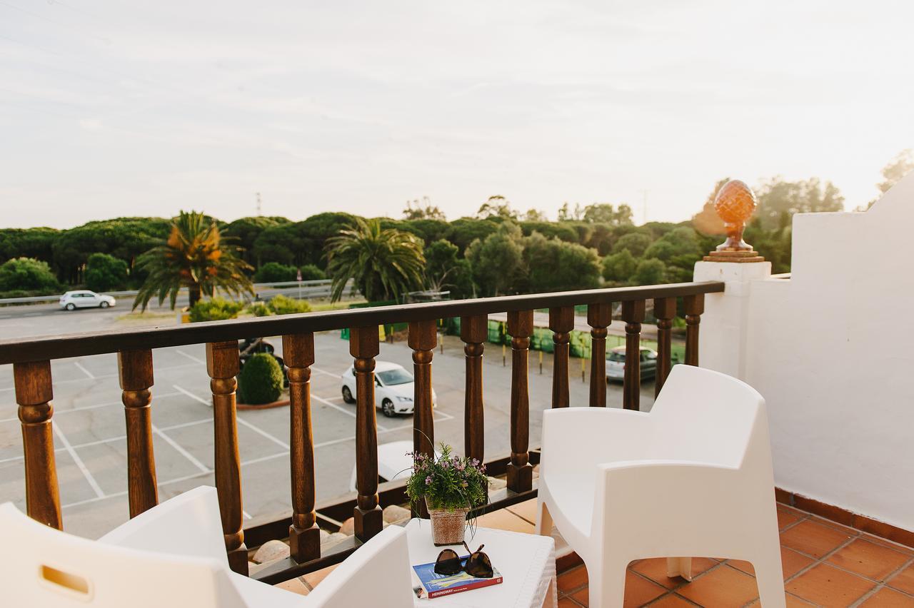 La Codorniz Hotel Тарифа Екстериор снимка