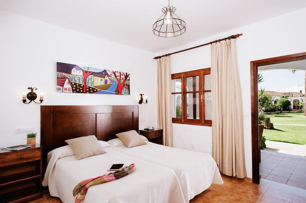 La Codorniz Hotel Тарифа Стая снимка